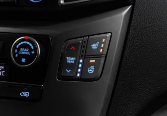 Подержанный автомобиль Hyundai H-1 2021 года (17 фото)