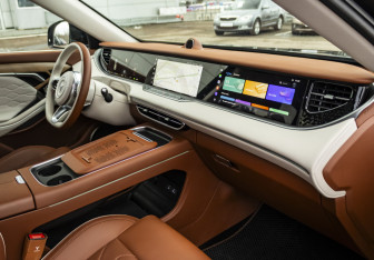 Подержанный автомобиль Voyah Free 2023 года (9 фото)