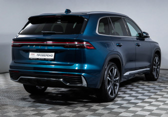 Подержанный автомобиль Geely Monjaro 2023 года (5 фото)