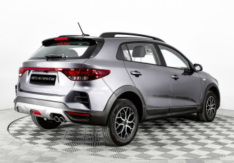 Подержанный автомобиль Kia Rio Hatchback 2022 года (5 фото)