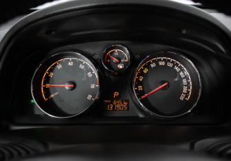 Подержанный автомобиль Opel Antara 2014 года (12 фото)