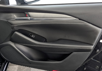 Подержанный автомобиль Mazda 6 Sedan 2023 года (25 фото)