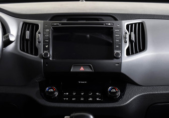 Подержанный автомобиль Kia Sportage 2015 года (13 фото)