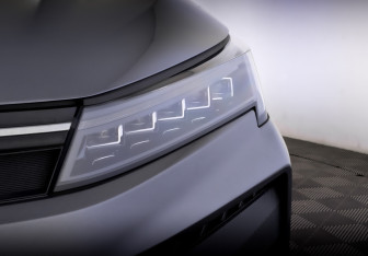 Новый Москвич 6 2025 (17 фото)