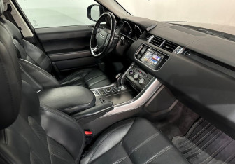 Подержанный автомобиль Land Rover Range Rover Sport 2016 года (9 фото)