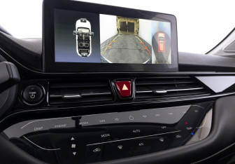 Подержанный автомобиль Москвич 3е 2023 года (25 фото)