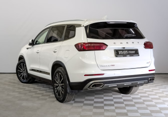 Подержанный автомобиль Chery Tiggo 8 Pro 2021 года (7 фото)