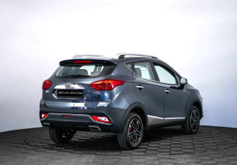 Подержанный автомобиль JAC JS3 2023 года (3 фото)