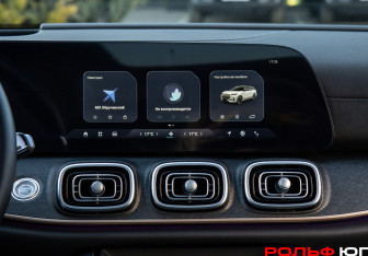 Подержанный автомобиль Jaecoo J8 2024 года (12 фото)