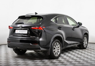Подержанный автомобиль Lexus NX 2014 года (5 фото)