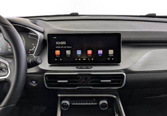 Подержанный автомобиль Geely Coolray 2023 года (17 фото)