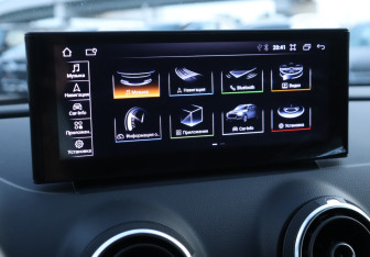 Подержанный автомобиль Audi A3 Hatchback 2015 года (16 фото)
