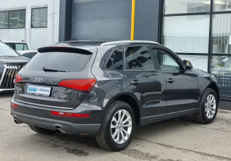 Подержанный автомобиль Audi Q5 2015 года (5 фото)