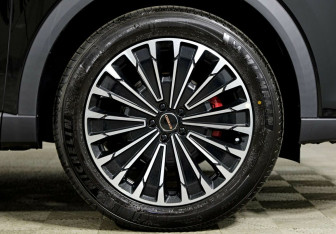 Подержанный автомобиль Exeed RX 2024 года (7 фото)