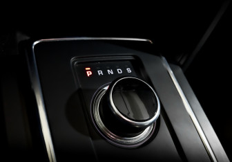 Подержанный автомобиль Land Rover Discovery Sport 2018 года (25 фото)