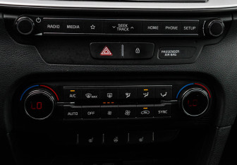 Подержанный автомобиль Kia Ceed Hatchback 2018 года (15 фото)