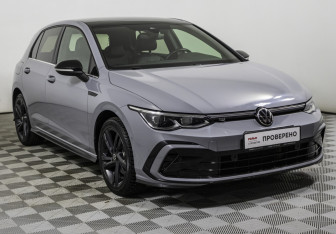 Подержанный автомобиль Volkswagen Golf Hatchback 2021 года (3 фото)