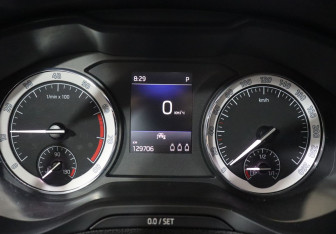 Подержанный автомобиль Skoda Karoq 2020 года (17 фото)