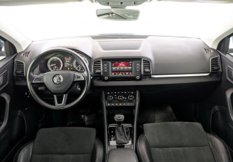 Подержанный автомобиль Skoda Karoq 2020 года (14 фото)