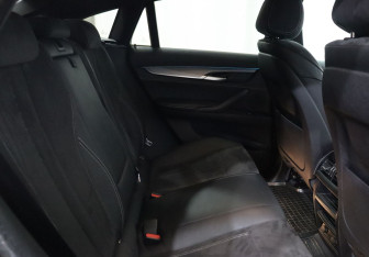 Подержанный автомобиль BMW X6 2019 года (24 фото)