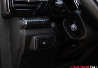 Подержанный автомобиль Haval H3 2024 года (15 фото)