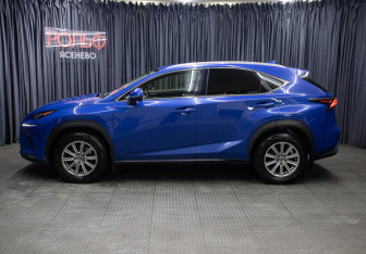 Подержанный автомобиль Lexus NX 2021 года (8 фото)