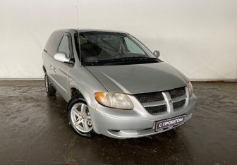 Подержанный автомобиль Dodge Caravan 2003 года (3 фото)