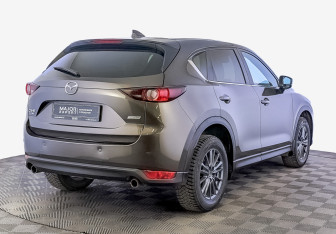 Подержанный автомобиль Mazda CX-5 2019 года (5 фото)