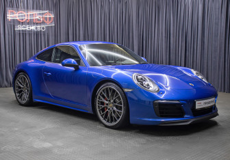 Подержанный автомобиль Porsche 911 Coupe 2018 года (3 фото)
