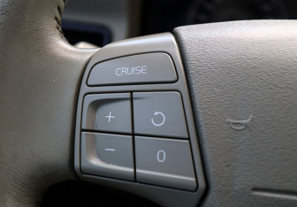 Подержанный автомобиль Volvo S80 2007 года (15 фото)