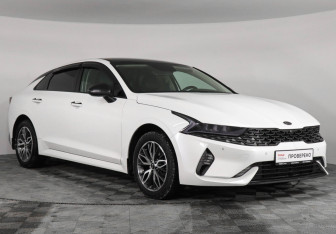 Подержанный автомобиль Kia K5 2020 года (3 фото)