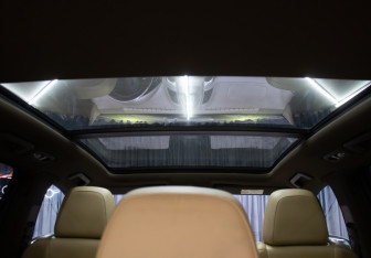 Подержанный автомобиль Porsche Cayenne 2016 года (19 фото)