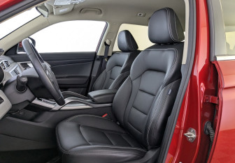 Подержанный автомобиль Geely Atlas 2019 года (20 фото)