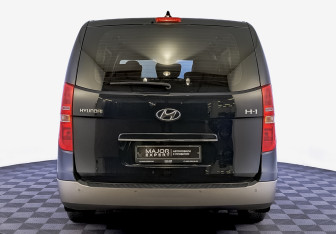 Подержанный автомобиль Hyundai H-1 2021 года (6 фото)