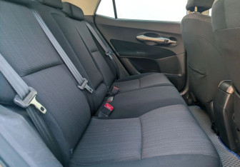 Подержанный автомобиль Toyota Auris Hatchback 2008 года (11 фото)
