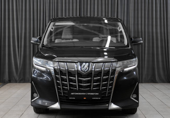 Подержанный автомобиль Toyota Alphard 2021 года (2 фото)