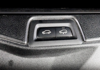 Подержанный автомобиль BMW X7 2020 года (28 фото)