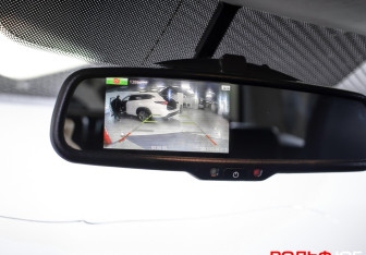 Подержанный автомобиль Land Rover Discovery 2013 года (13 фото)