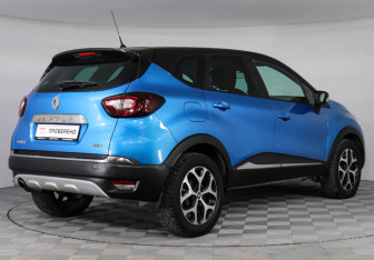 Подержанный автомобиль Renault Kaptur 2017 года (5 фото)