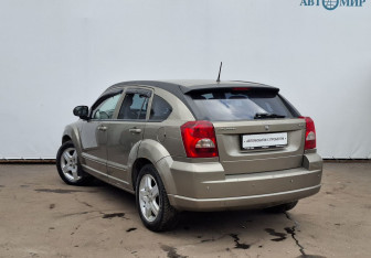 Подержанный автомобиль Dodge Caliber 2008 года (7 фото)