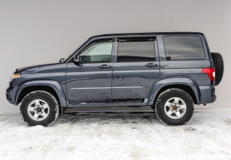 Подержанный автомобиль УАЗ Patriot 2022 года (8 фото)