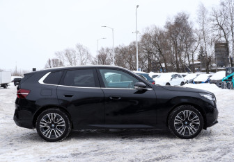 Подержанный автомобиль BMW X3 2025 года (4 фото)