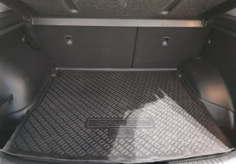 Подержанный автомобиль Hyundai Creta 2019 года (13 фото)