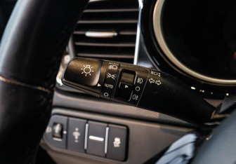 Подержанный автомобиль Kia Ceed Hatchback 2019 года (23 фото)