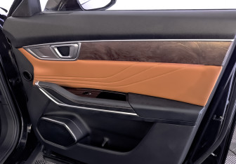 Подержанный автомобиль FAW Bestune T99 2023 года (23 фото)