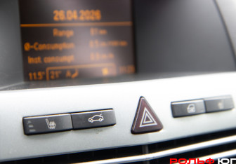 Подержанный автомобиль Opel Astra Sedan 2010 года (19 фото)