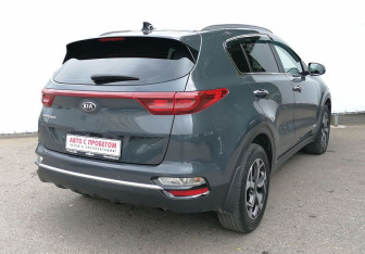 Подержанный автомобиль Kia Sportage 2021 года (5 фото)