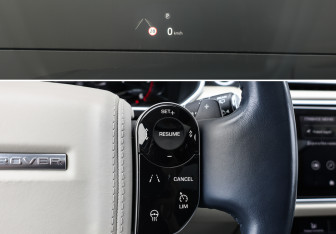 Подержанный автомобиль Land Rover Range Rover 2018 года (19 фото)