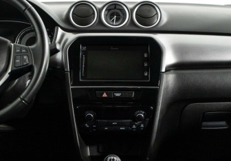 Подержанный автомобиль Suzuki Vitara 2020 года (9 фото)