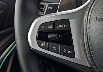 Подержанный автомобиль BMW X6 2021 года (30 фото)